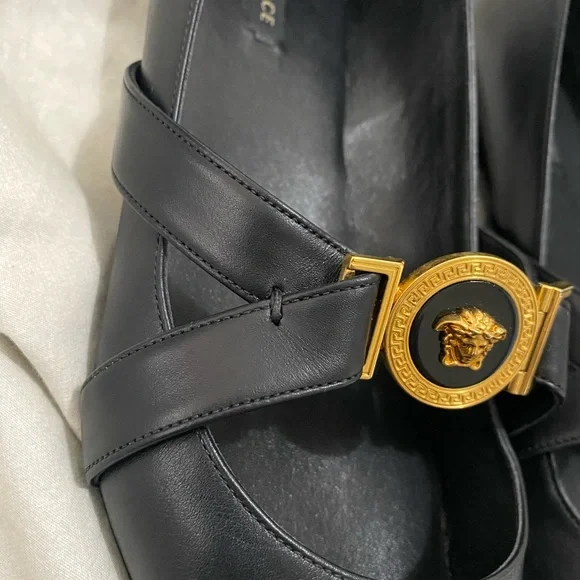 Versace Medusa Flat - Picture 4 of 11